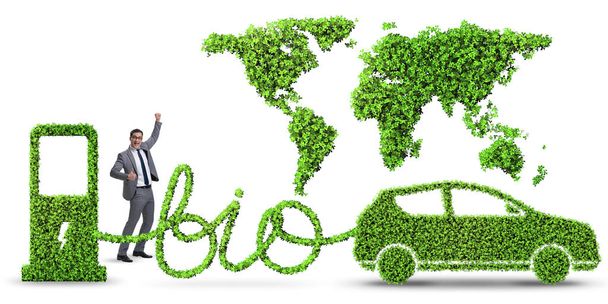 Homme d'affaires avec voiture alimentée au biocarburant - Photo, image