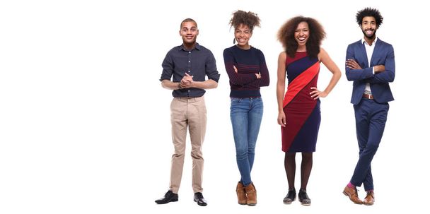 Les hommes et les femmes afro-américains posent sur fond blanc
 - Photo, image