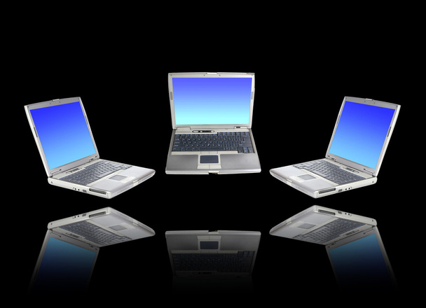 três laptops
 - Foto, Imagem