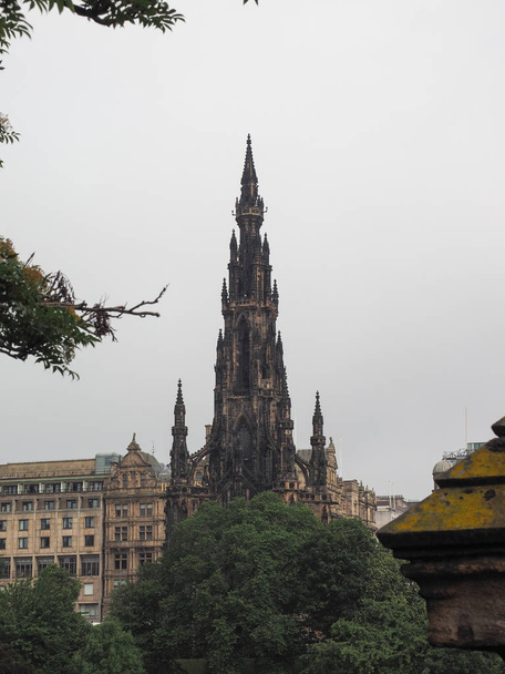 Sir Walter Scott muistomerkki Edinburghissa, Yhdistyneessä kuningaskunnassa
 - Valokuva, kuva