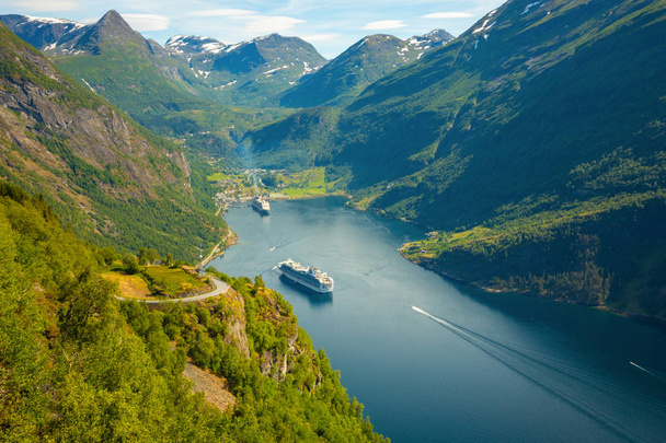 Geirangerfjord, Norway - 26.06.2018: Cruise Ship On Geiranger fjord in summer, Norway - Foto, Imagem