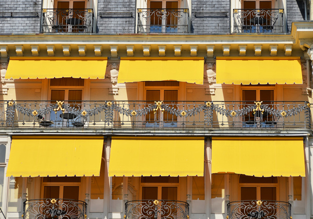 Balkon luxusního hotelu - Fotografie, Obrázek