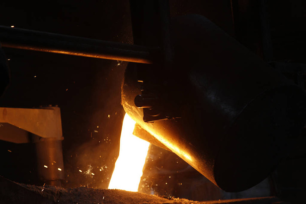 Tekuté roztavené ocelářský průmysl - Fotografie, Obrázek