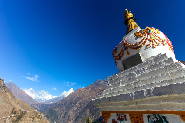 Удивительные горы на Гималаях
. - Фото, изображение