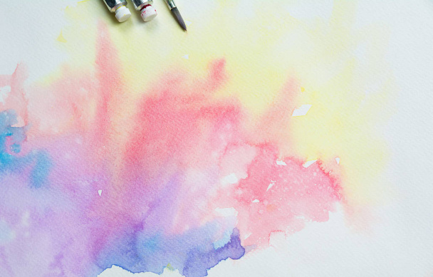 Pintura colorida de agua abstracta. Color pastel sobre lienzo
. - Foto, Imagen