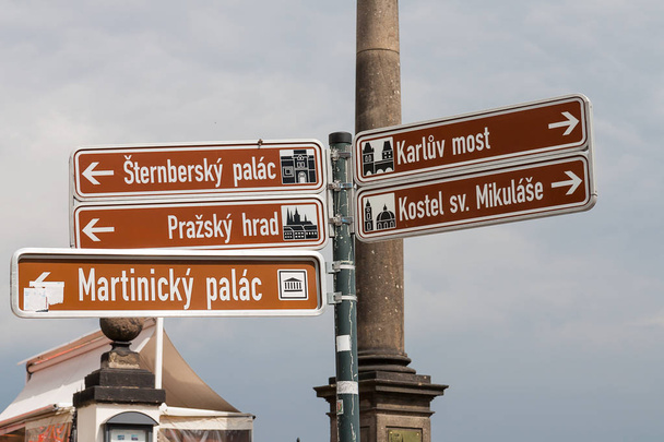 indicazioni per luoghi di interesse, Praga, Repubblica Ceca, Europa
 - Foto, immagini