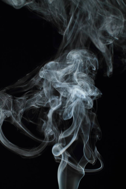 White smoke texture on black background - Valokuva, kuva