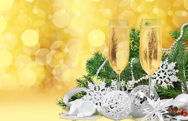 Flute glasses of champagne on festive background - Foto, imagen