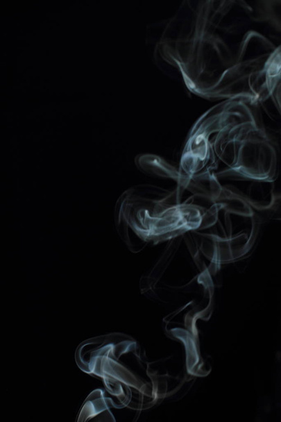 White smoke texture on black background - Fotografie, Obrázek