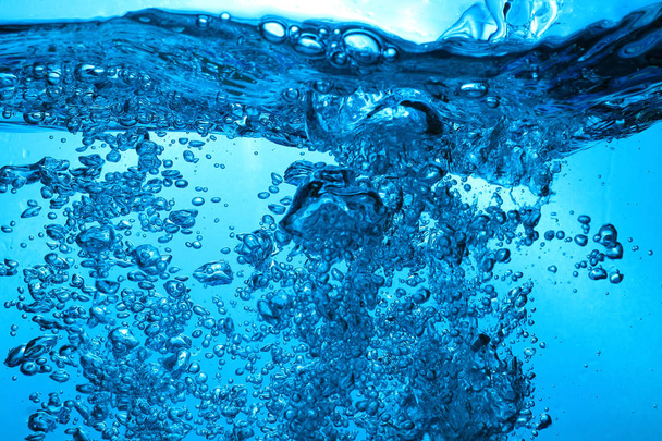 Agua dulce con burbujas - Foto, Imagen