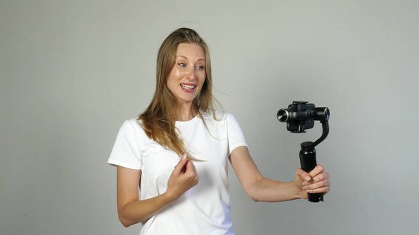 Fasion blogger make video blog, vlog, with her digital camera - Foto, Imagem