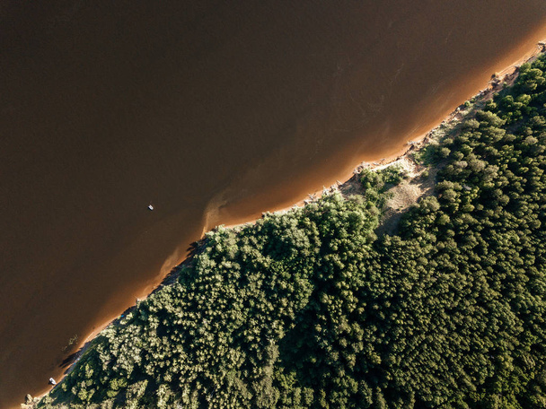 Grande fiume. Il punto di vista dei droni
 - Foto, immagini