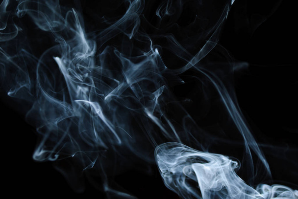 Smoke on a black background - Fotoğraf, Görsel