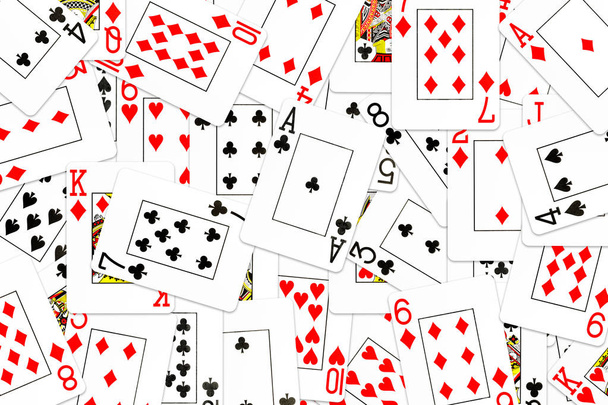 покерні карти змішані на столі
 - Фото, зображення