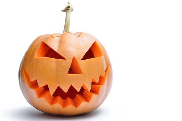 Jack 's Kopf einer Laterne aus Kürbis für Halloween geschnitzt - Foto, Bild