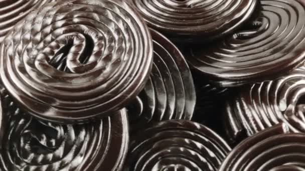 Lukrecja, słodkie cukierki czarny - Materiał filmowy, wideo