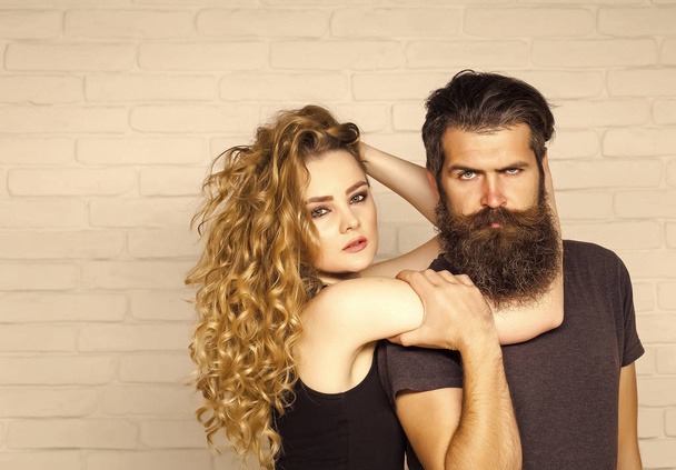 Girl and bearded hipster - Fotoğraf, Görsel