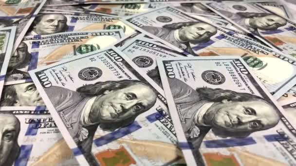 csökkenő 100 dollár-bankjegyek - Felvétel, videó