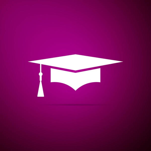 卒業キャップ アイコンが紫色の背景に分離されました。タッセル アイコンと卒業の帽子。フラットなデザイン。ベクトル図 - ベクター画像