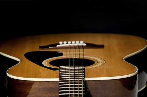 Enfoque selectivo de guitarra
 - Foto, Imagen