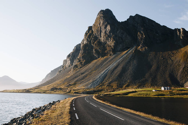Islandská silnice a hory - Fotografie, Obrázek