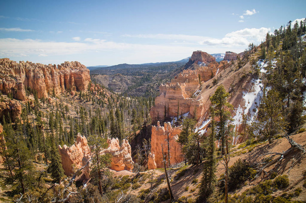 Naturalnych formacji o stronie słynnego parku Narodowego Bryce Canyon - Zdjęcie, obraz