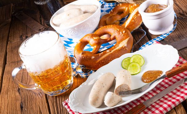 delicious bavarian oktoberfest white sausage with sweet mustard  - Zdjęcie, obraz