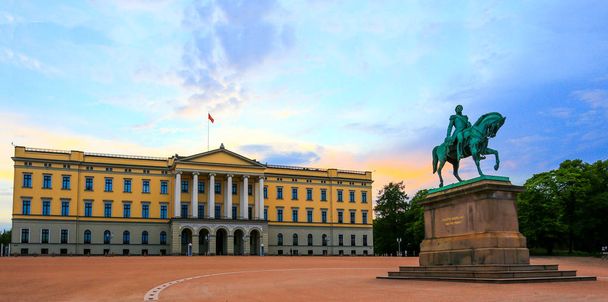Королівський палац, Осло, Норвегія. - Фото, зображення
