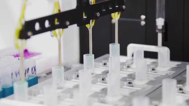 Chemisches und biologisches Labor zum Nachweis tödlicher Killer-Viren - Filmmaterial, Video