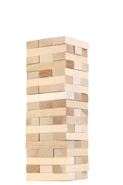 Holzblock Tower Spiel auf weißem Hintergrund - Foto, Bild