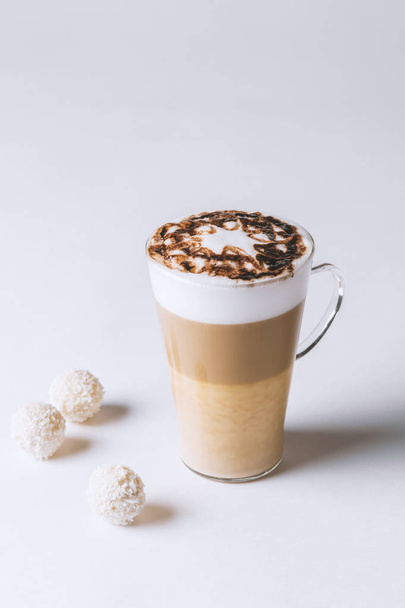 Fancy latte coffee in glass jar - Foto, imagen