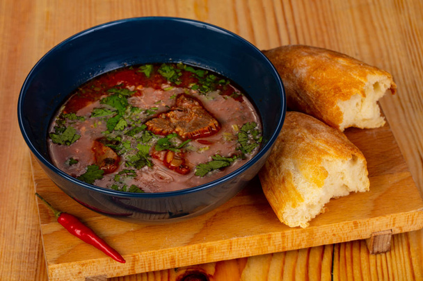 Кавказький Kharcho суп з м'ясом - Фото, зображення