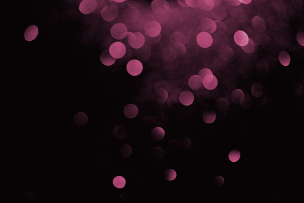 фіолетовий декоративний боке на чорному фоні
  - Фото, зображення