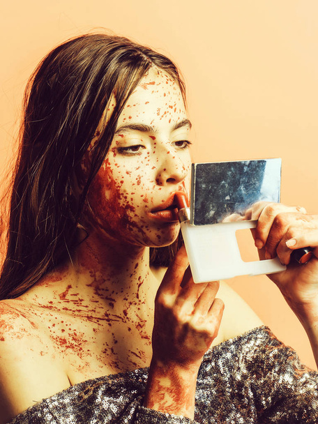 Halloween zombie girl - Foto, immagini