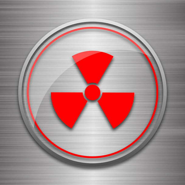 Radyasyon simgesi. Metalik arka plan üzerinde Internet düğmesi - Fotoğraf, Görsel