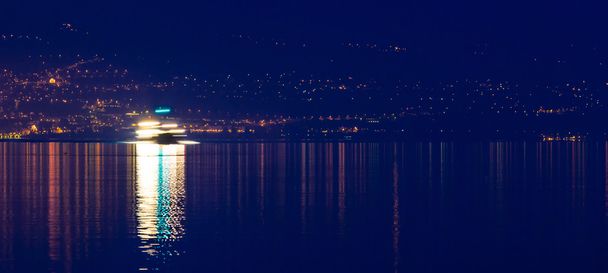 ferry matinal - Foto, Imagem