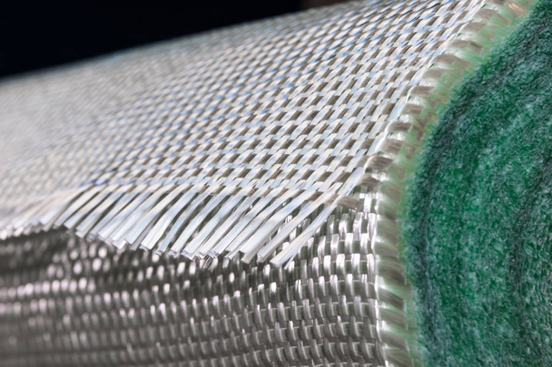 Matériau de rouleau composite en tissu de fibre de verre FMR Industry
 - Photo, image