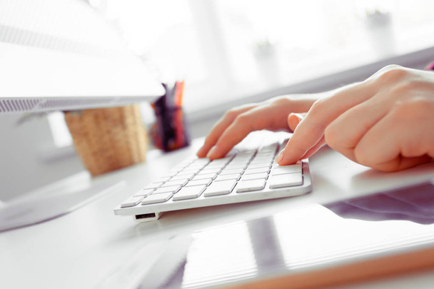 female hands typing on computer keyboard - Zdjęcie, obraz