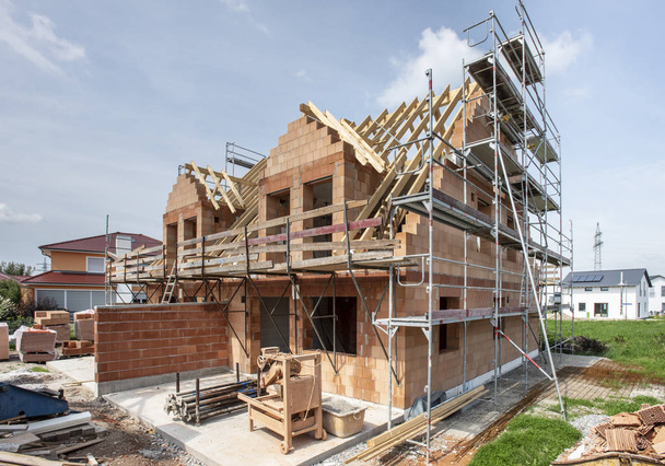 construction of new residential house - Valokuva, kuva