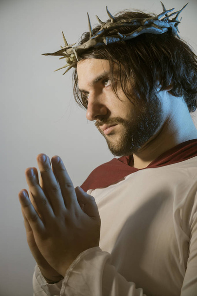 Jeesus Kristus orjantappurakruunu muotokuva
 - Valokuva, kuva