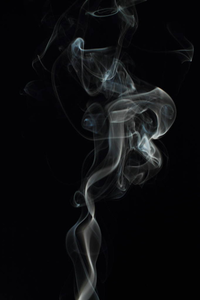 White smoke texture on black background - Foto, imagen