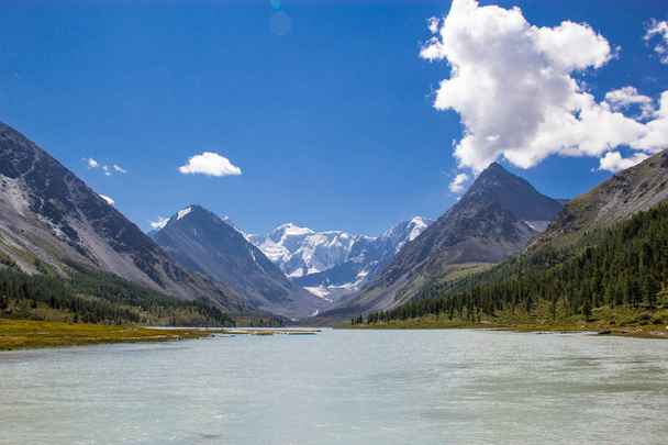 Very beautiful mountain Altai - Фото, зображення