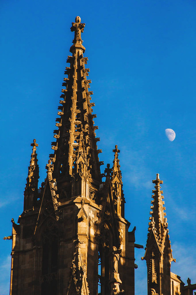 Catedral de Barcelona no Bairro Gótico Catalunha Espanha
 - Foto, Imagem