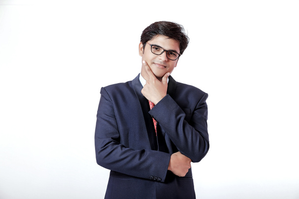 Fiatal indiai üzletember felett fehér háttér - Fotó, kép