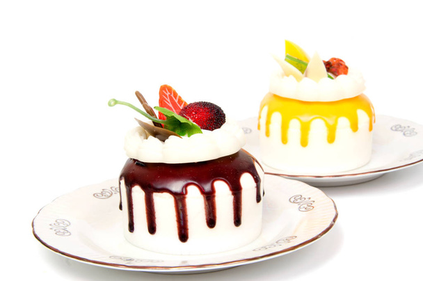 Εορταστική σπιτικό κέικ, γλυκά ζαχαροπλαστικής, καλυμμένη με γλάσο - Φωτογραφία, εικόνα