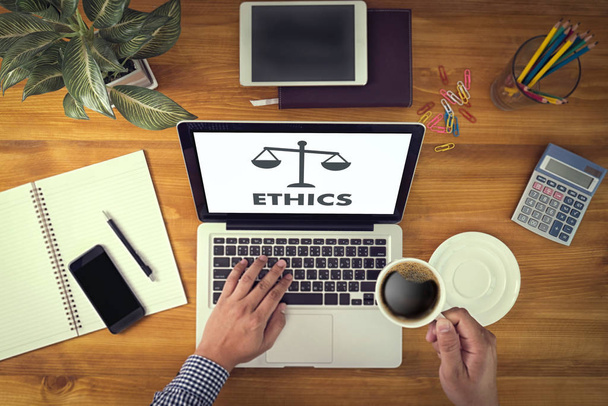 Trabalho em equipe e ética em equipe Justiça Lei Ordem Legal
 - Foto, Imagem