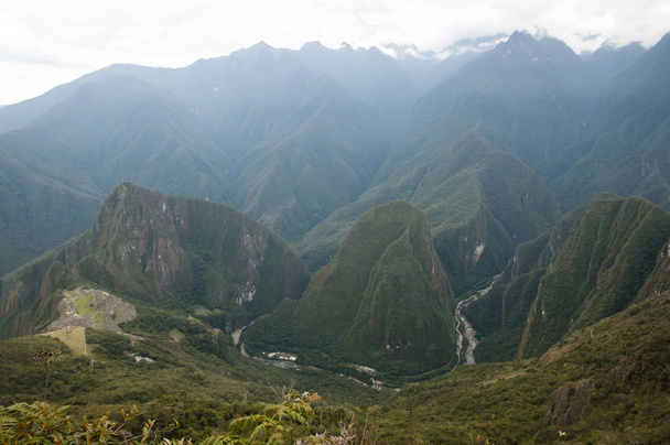 Machu Picchu in Urubamba Valley - Peru - Фото, изображение