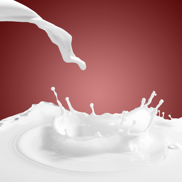 Pouring milk splash - Zdjęcie, obraz