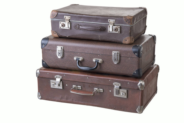 大きさの異なる 3 つの古いヴィンテージ スーツケース - 写真・画像