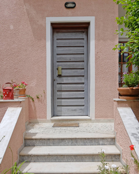 Афины Греция, современный вход в дом
 - Фото, изображение